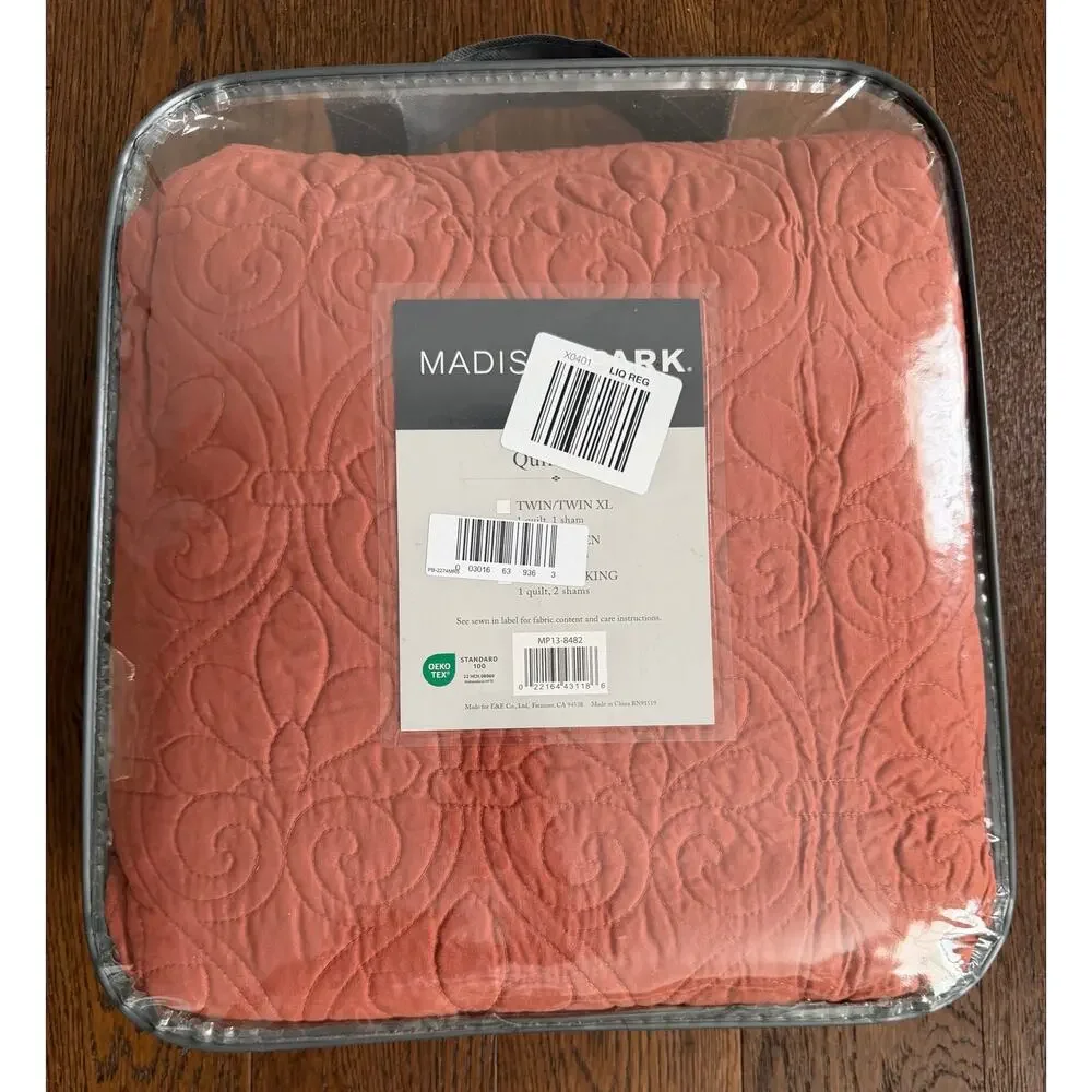NEW! Madison Park Full/Queen Quilt Set Clay Red
